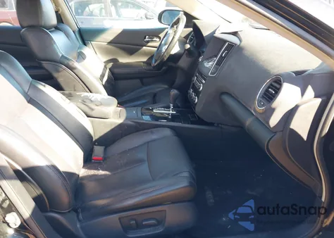 2011 Nissan Maxima 3.5 Sv z USA, uszkodzony, nr VIN 1N4AA5AP3BC831882